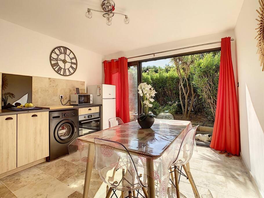 Superbe Appartement En Bord De Mer Bandol Eksteriør bilde